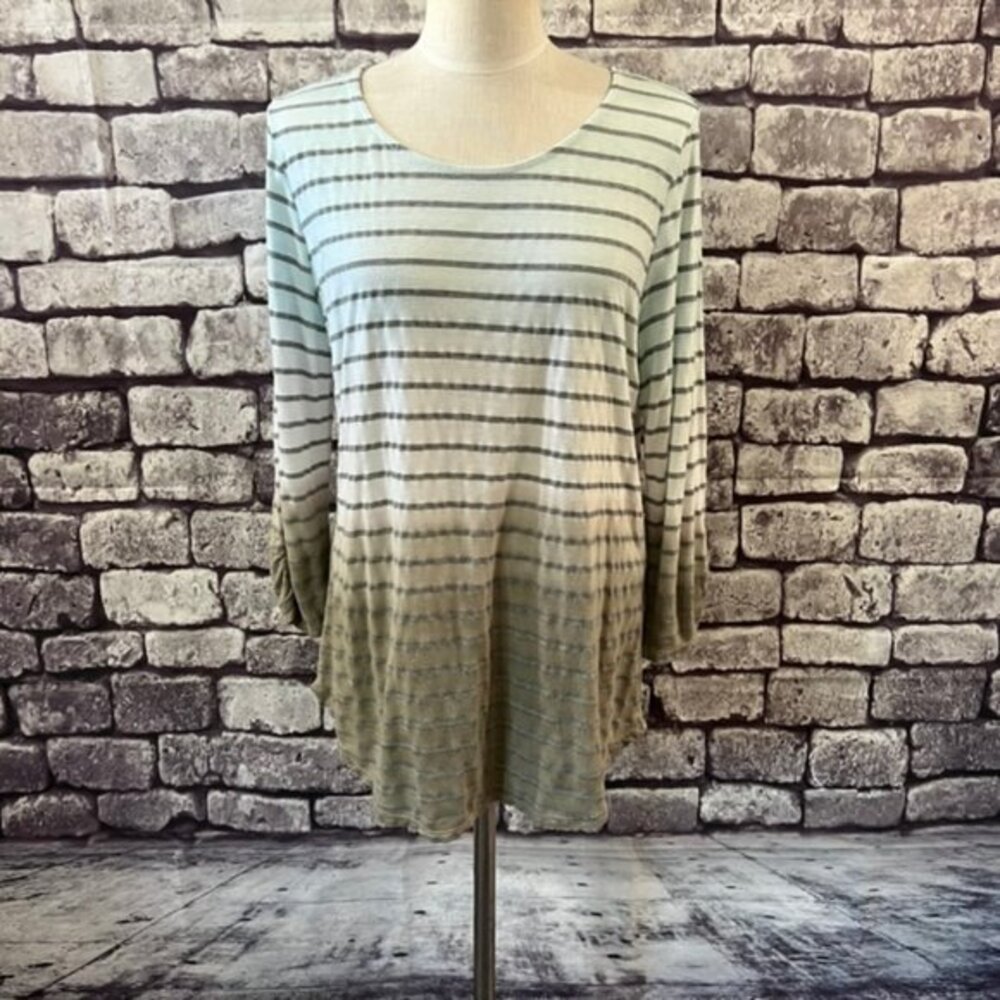 Chico's Zenergy 3/4 Sleeve Rounded Bottom Blouse Size Large